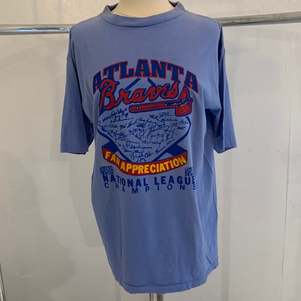 Vintage 90’s Atlanta Braves Limited Edition National League Champions T-Shirt